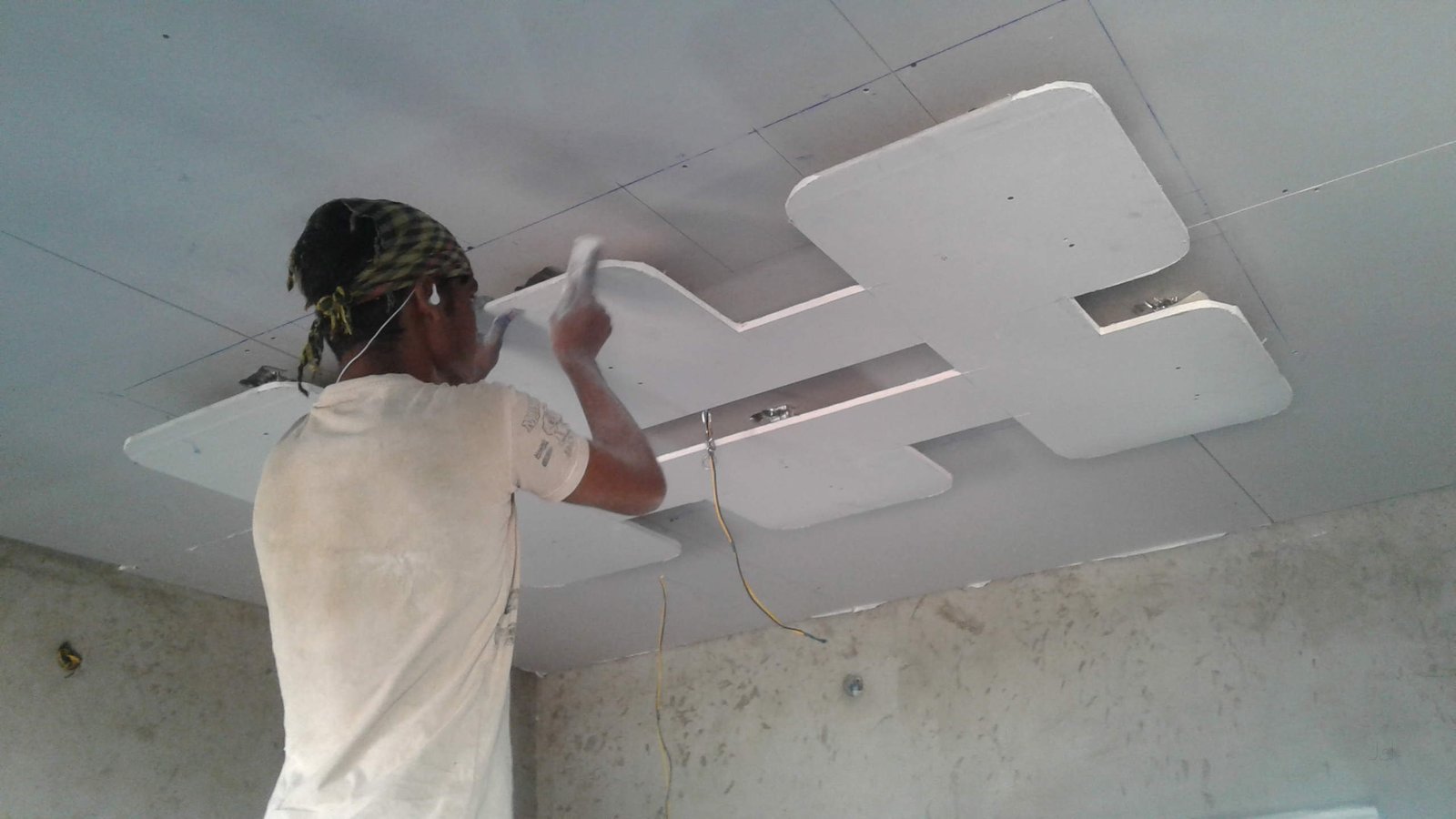 P.O.P. false ceiling and plaster work